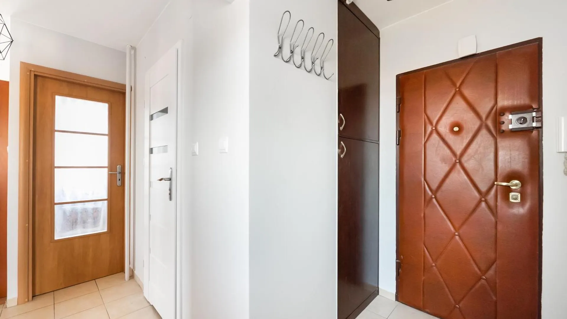 Park Morskie Oko View Apartment Warsaw