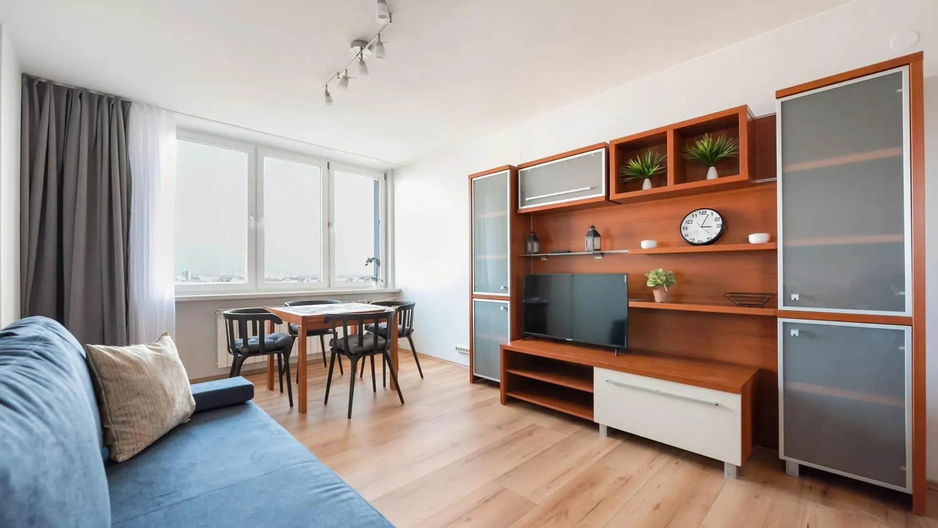 Park Morskie Oko View Apartment Warsaw 0*,  Poland